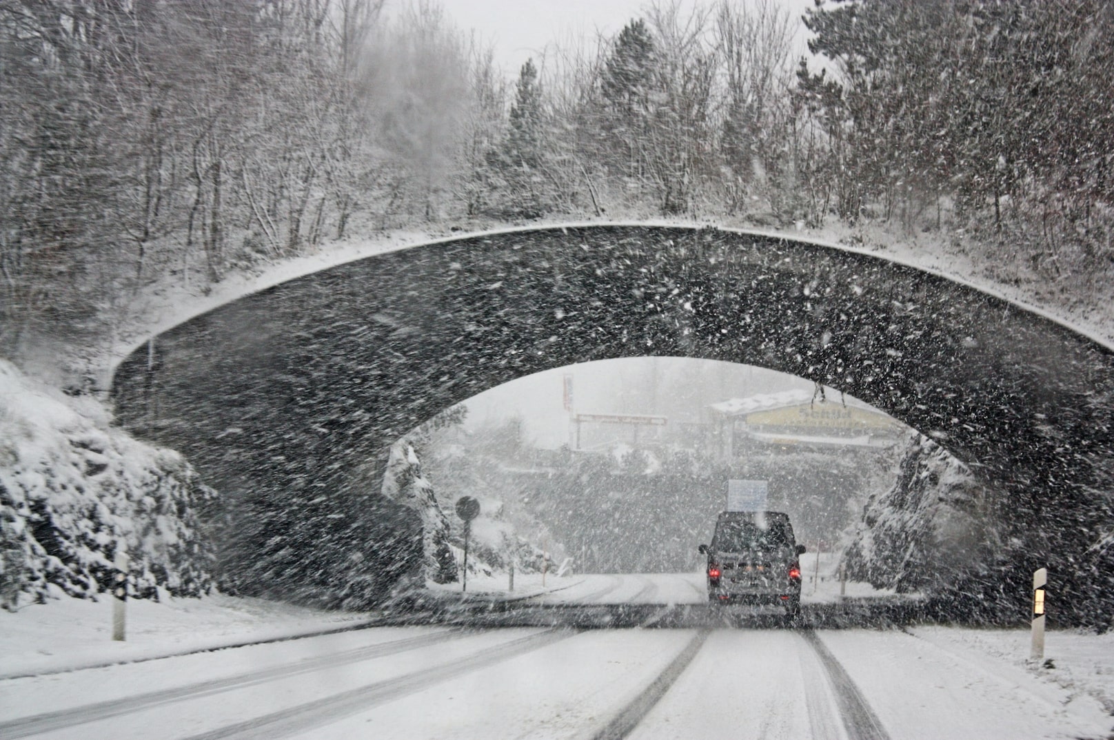 Bad weather and wedding cancellations image