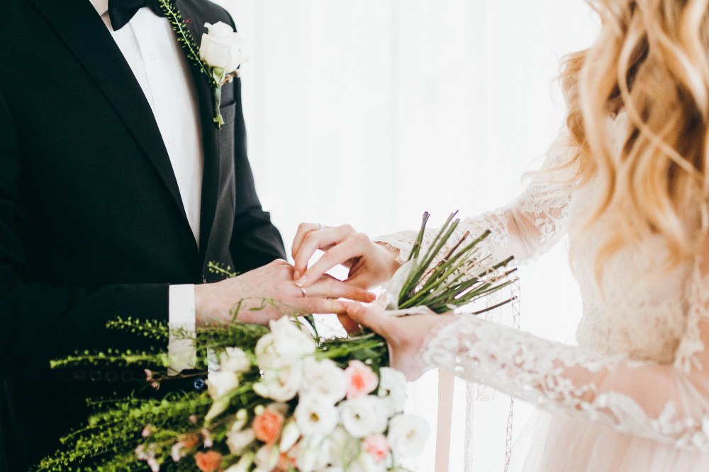 Hidden Wedding Costs and How to Avoid Them! image